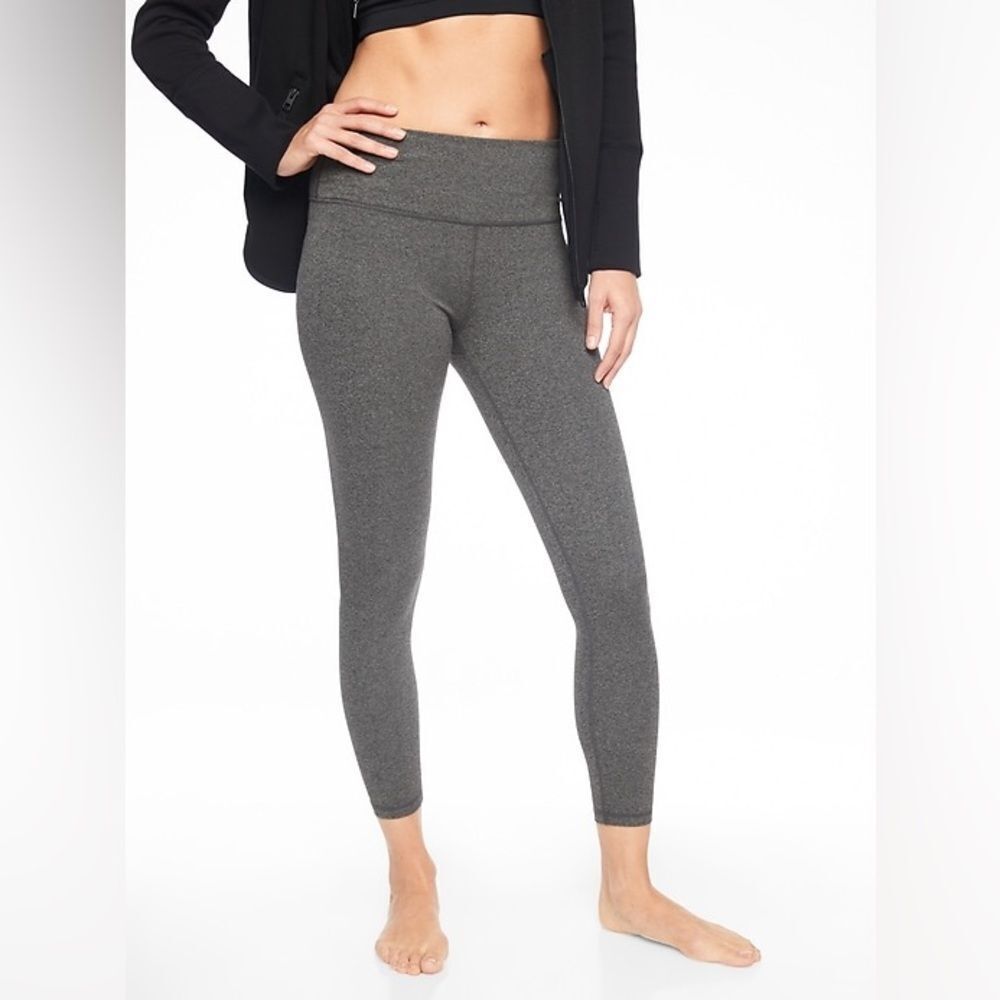 Athleta Elation 7/8 Tight Small